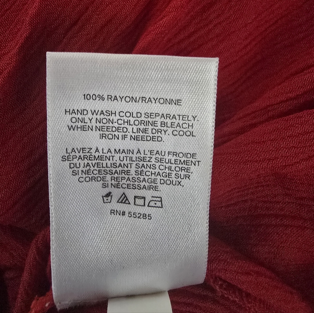 Express Women's Red Off-Shoulder Top - Picture 8 of 8